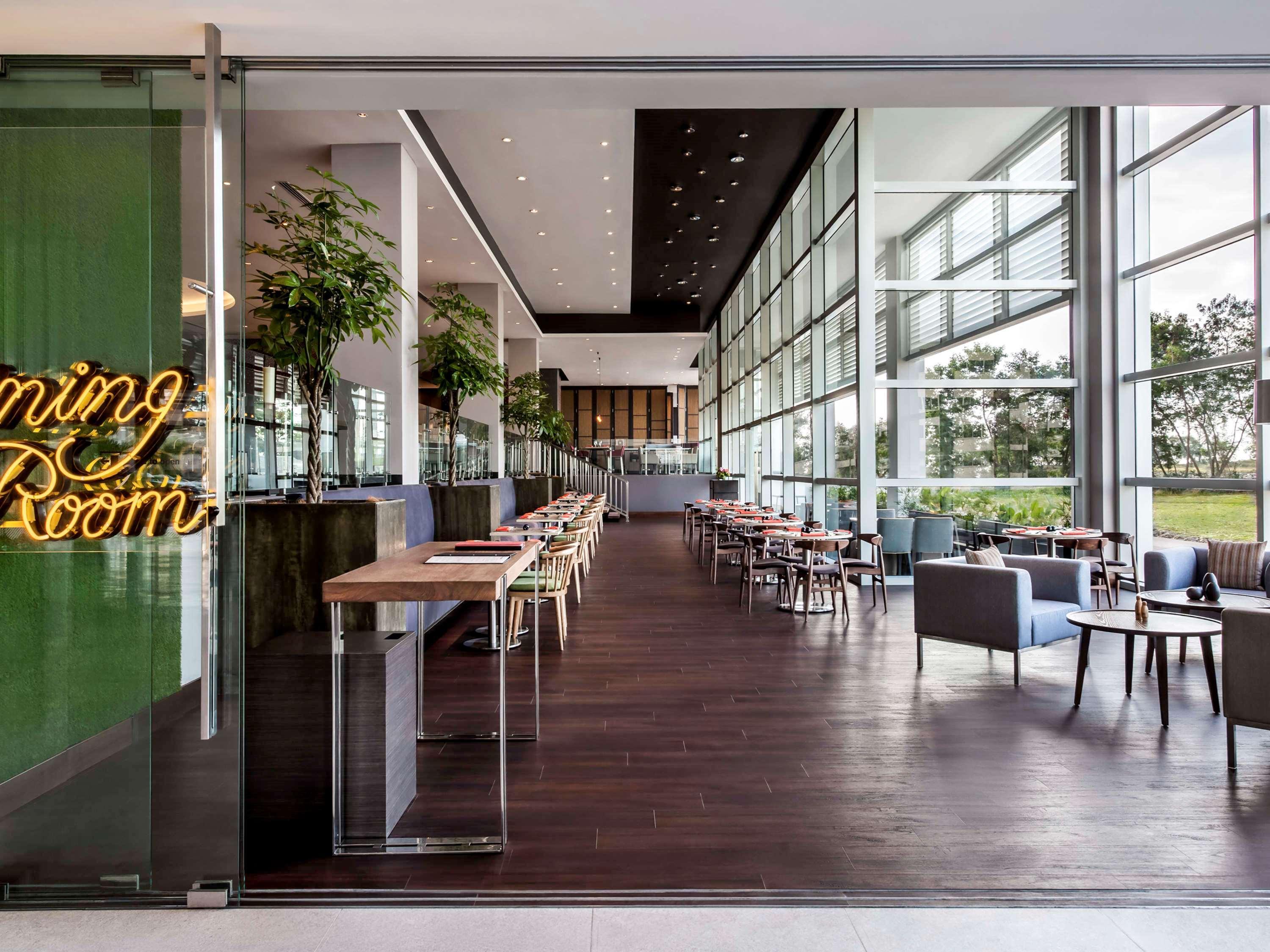 Pullman Miri Waterfront Otel Dış mekan fotoğraf Dining Room