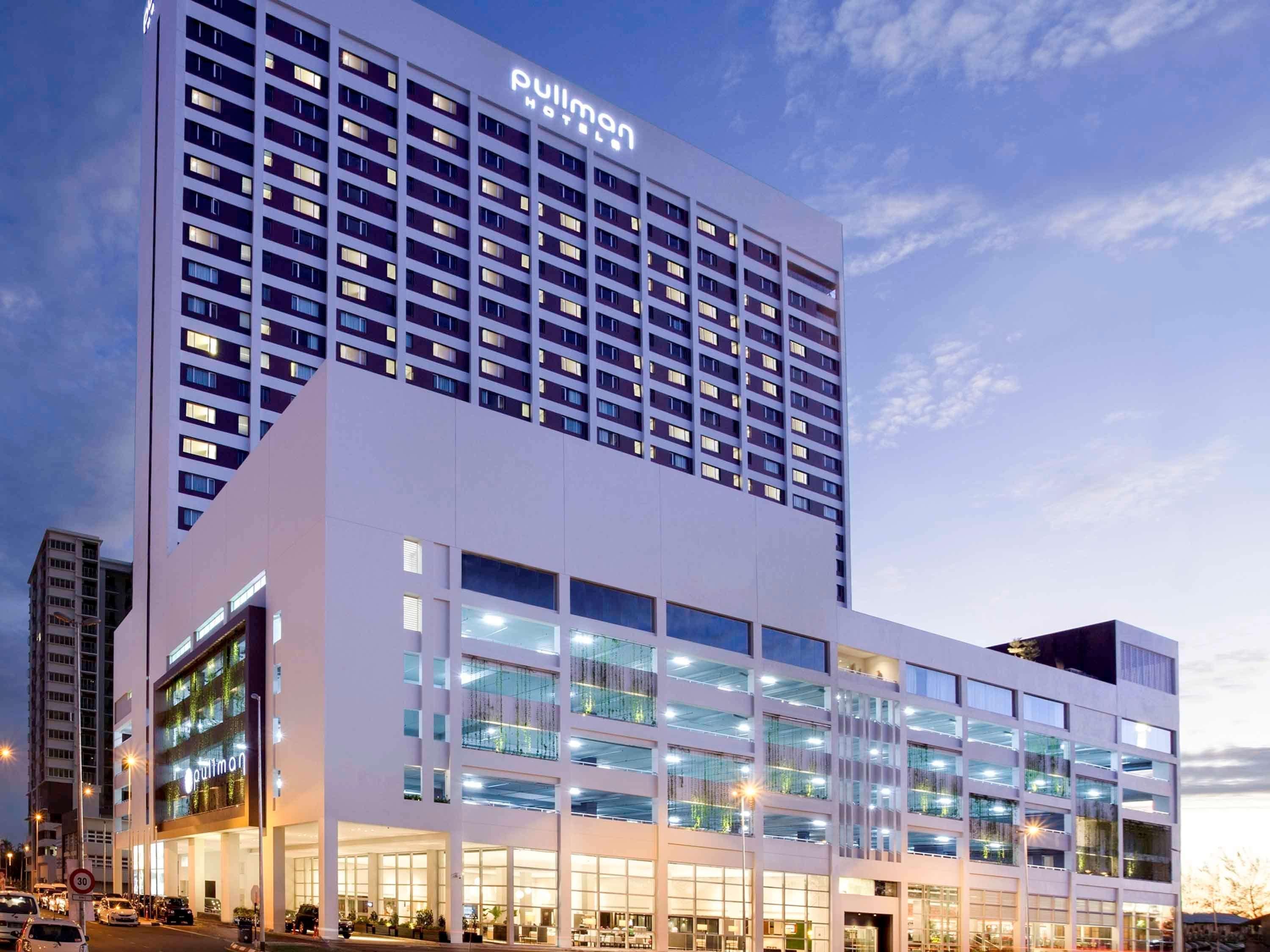 Pullman Miri Waterfront Otel Dış mekan fotoğraf Pullman Hotel, Kuala Lumpur